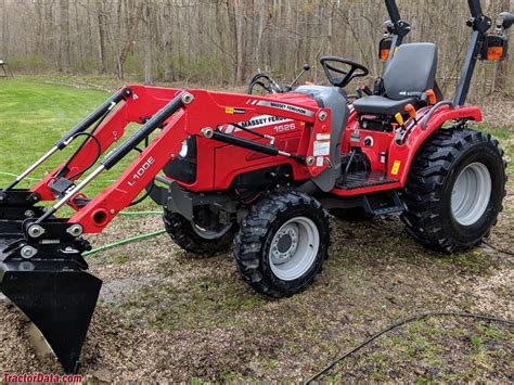 NEW Massey Ferguson 1526 